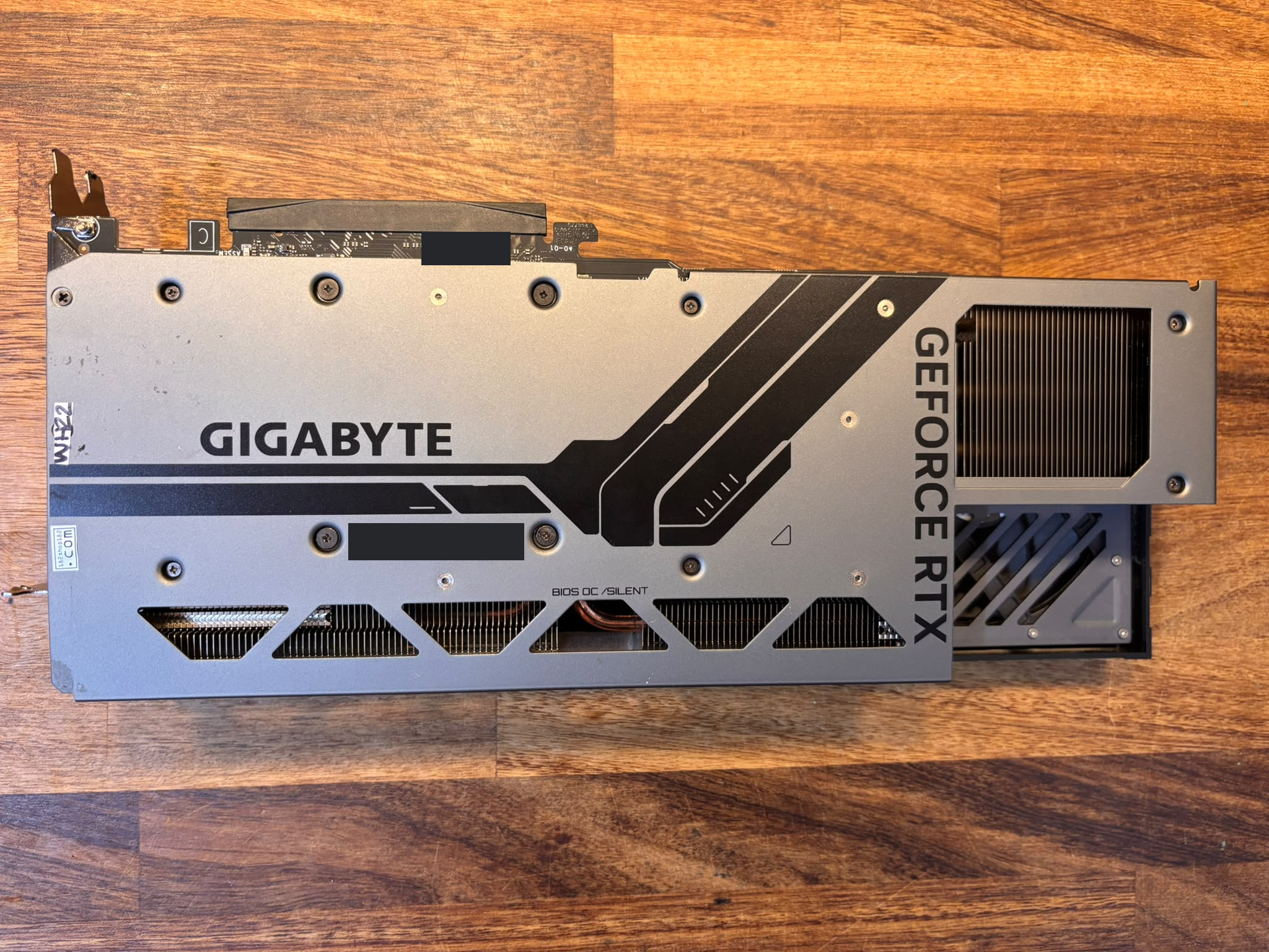 Backplate / identifying label concealed for privacy